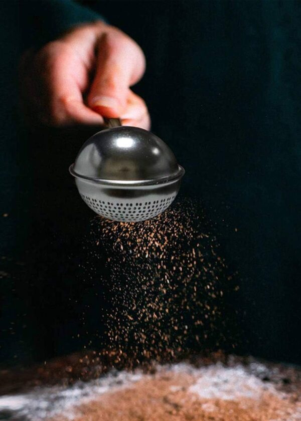 61JqSP6jWVL._AC_SL1329_.jpg HULISEN Flour Duster for Baking, One-Handed Operation, 304 Stainless Steel Powdered Sugar Shaker Duster, Pick Up and Dust Flour Sifter, Gift Package