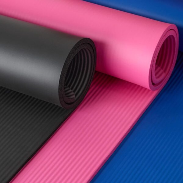 71FCPWGzvL._AC_SL1500_.jpg Amazon Basics Extra Thick Exercise Yoga Mat with Carrying Strap