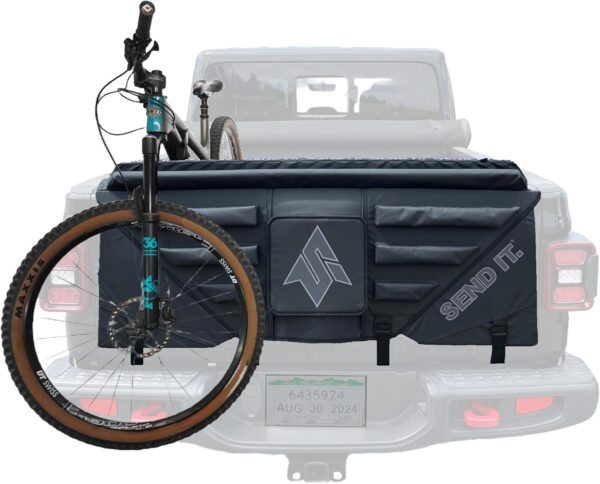 71XDSU4AYL._AC_SL1500_.jpg Send It. High Roller Tailgate Bike Pad V2 – Tailgate Pads for Trucks – Truck Bike Pad – Accessories for Mountain Bikers, BMX Bikes, Ebikes & More (Compact)