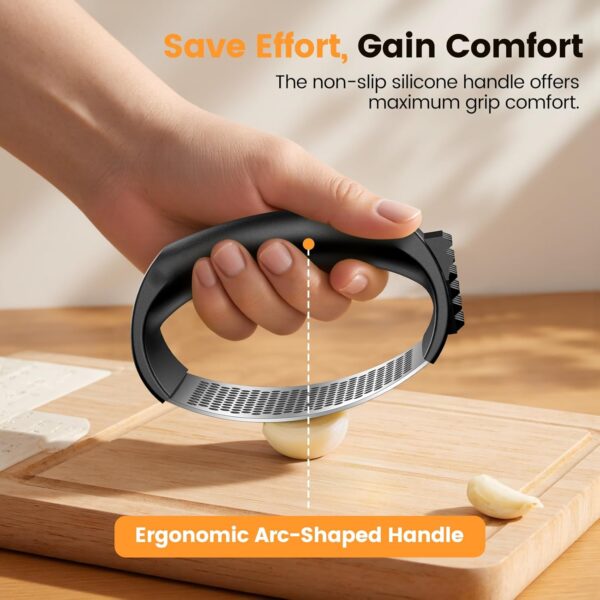 Garlic Press,Stainless Steel Garlic Mincer Crusher,Easy to Use and Clean,Ergonomic Handle,Easy Kitchen Gadget for Effortless Smashing,Kitchen Essentials,Home and Kitchen Utensils Accessories,Cooking