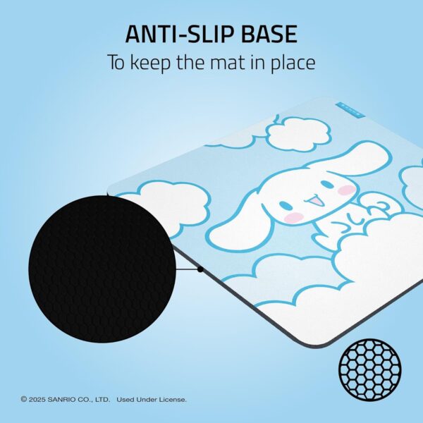 Razer Gigantus V2 Soft Gaming Mouse Pad (Medium): Textured Micro-Weave Cloth Surface - Thick, High-Density Rubber Foam - Anti Slip Base - Cinnamoroll Edition